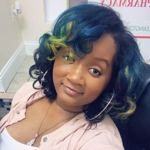 Meet your Posher, Erica